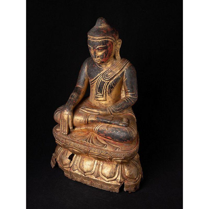Special Antique Burmese Buddha Statue from Burma For Sale 8