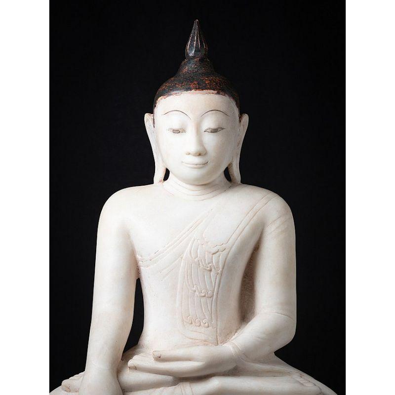 Material: marble
102 cm high 
64 cm wide and 28 cm deep
Shan (Tai Yai) style
Bhumisparsha mudra
Originating from Burma
17th century
Large original antique Buddha statues in this high quality are very rare and difficult to find these days !

