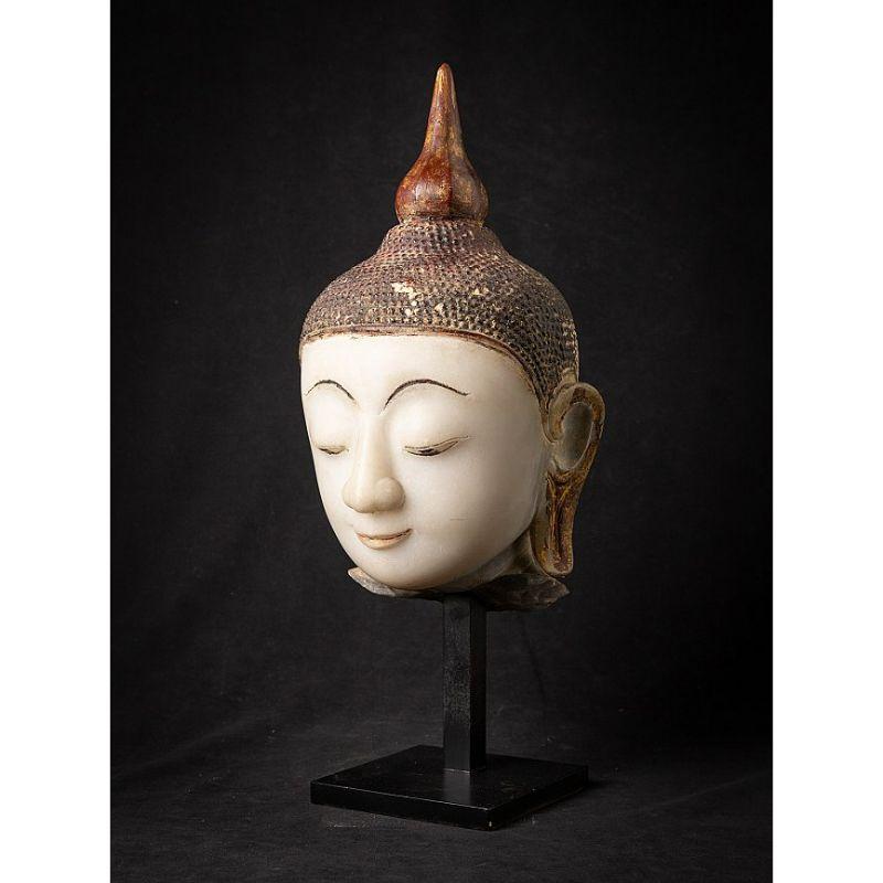 giant buddha head
