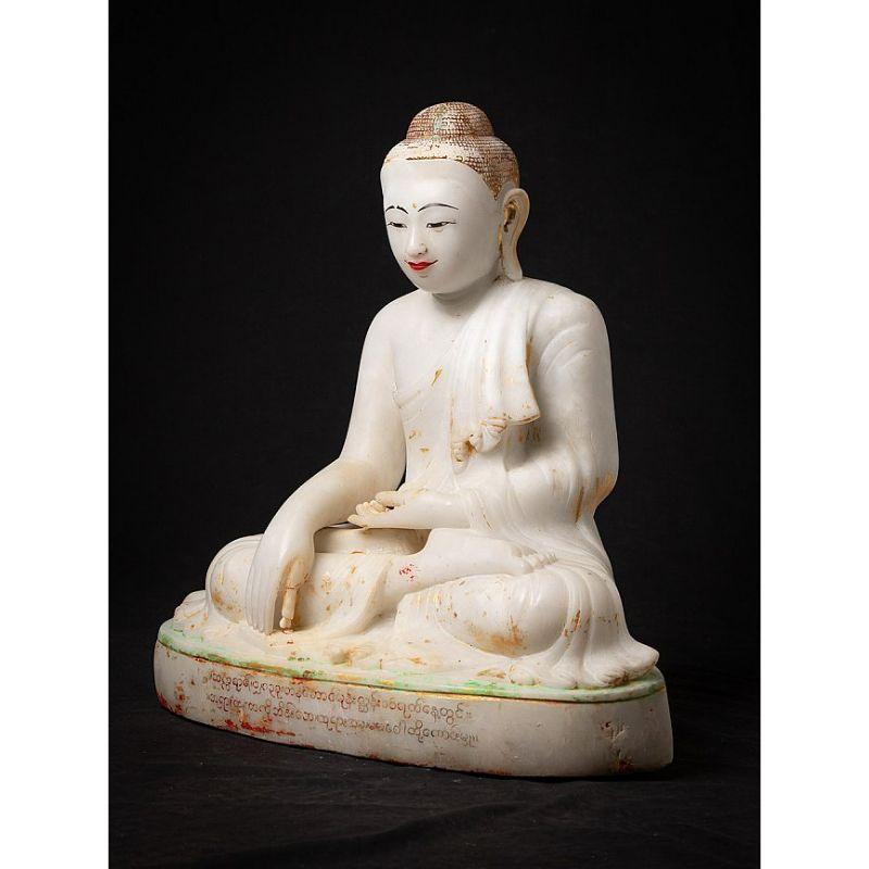 Special antique marble Mandalay Buddha statue from Burma In Good Condition For Sale In DEVENTER, NL