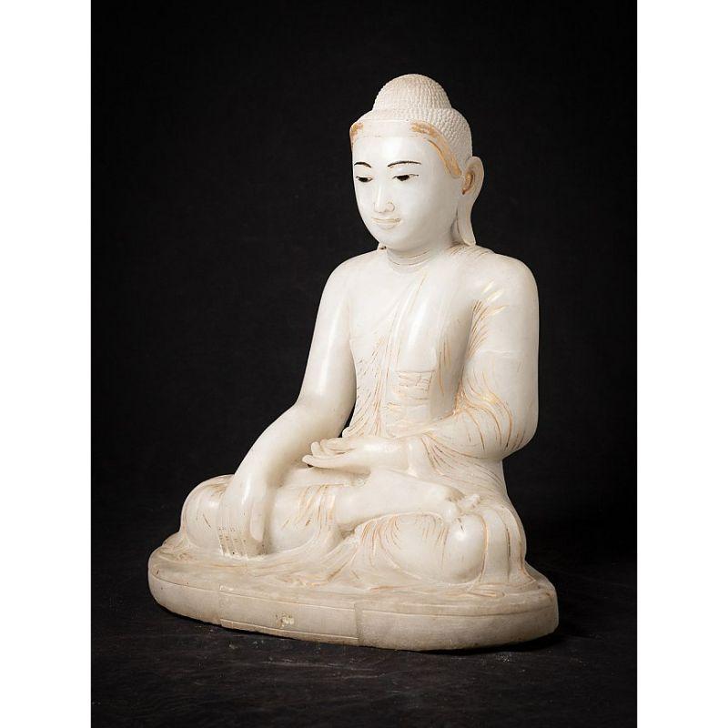 Special antique marble Mandalay Buddha statue from Burma In Good Condition For Sale In DEVENTER, NL