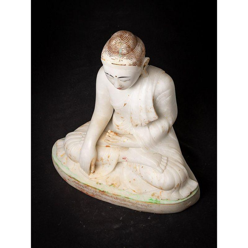 Special antique marble Mandalay Buddha statue from Burma For Sale 1