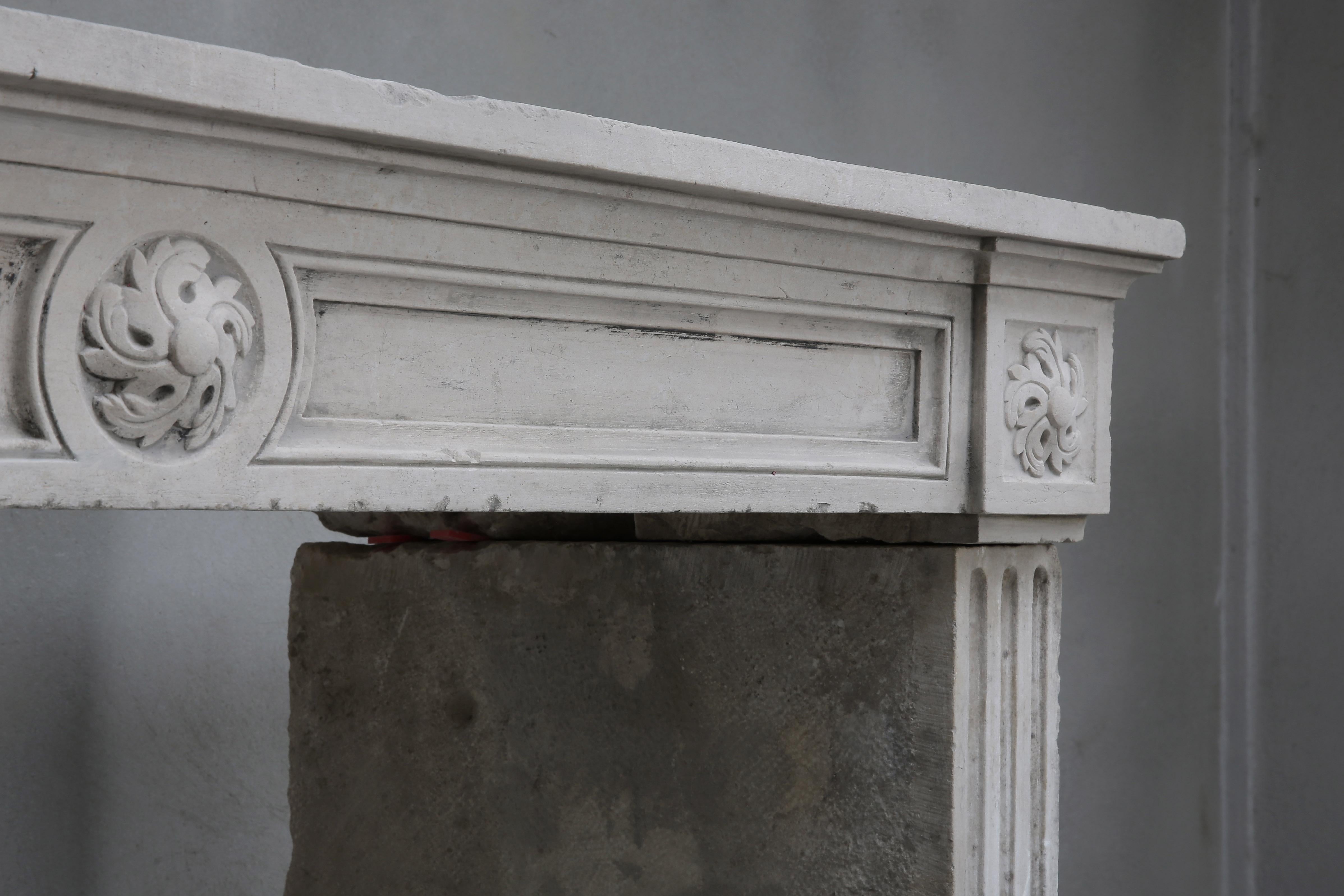 Special Antique Ornate Fireplace from Louis XVI, 18th Century In Good Condition In Made, NL