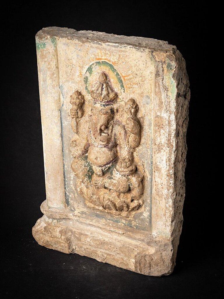 Special Antique Sandstone Ganesha Statue from India In Good Condition For Sale In DEVENTER, NL