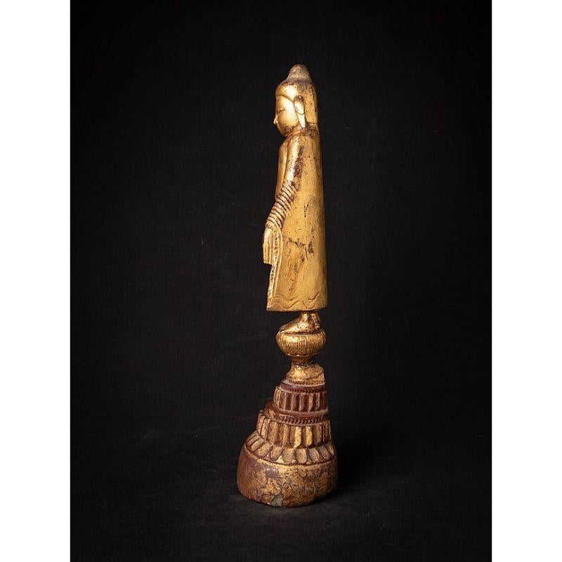 Special Antique Wooden Burmese Buddha Statue from Burma In Good Condition For Sale In DEVENTER, NL