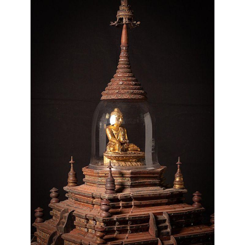 Special Antique Wooden Burmese Stupa from Burma In Good Condition For Sale In DEVENTER, NL