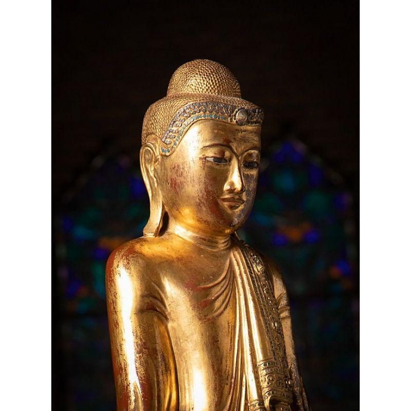 Special Antique Wooden Mandalay Buddha Statue from Burma For Sale 15
