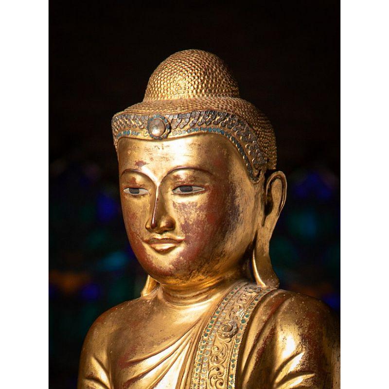Special Antique Wooden Mandalay Buddha Statue from Burma For Sale 1