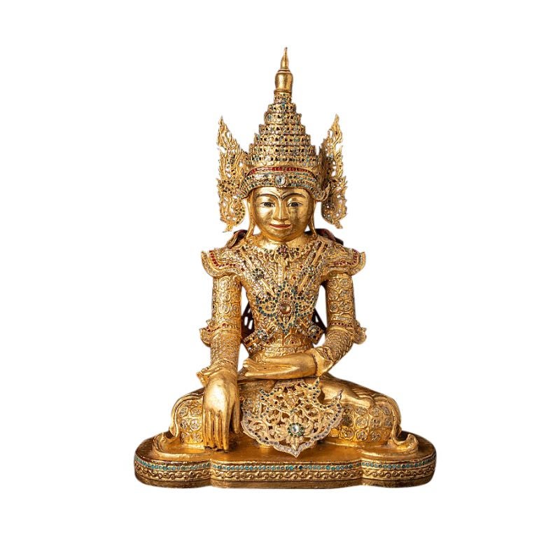 Special Burmese crowned Buddha statue from Burma For Sale