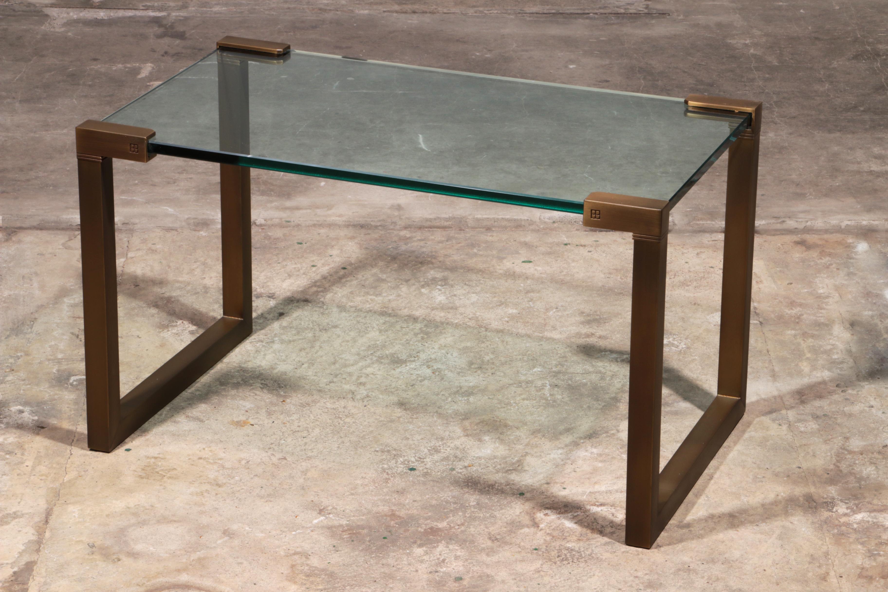 Mid-Century Modern Table basse spéciale Peter Ghyczy modèle T53 en vente
