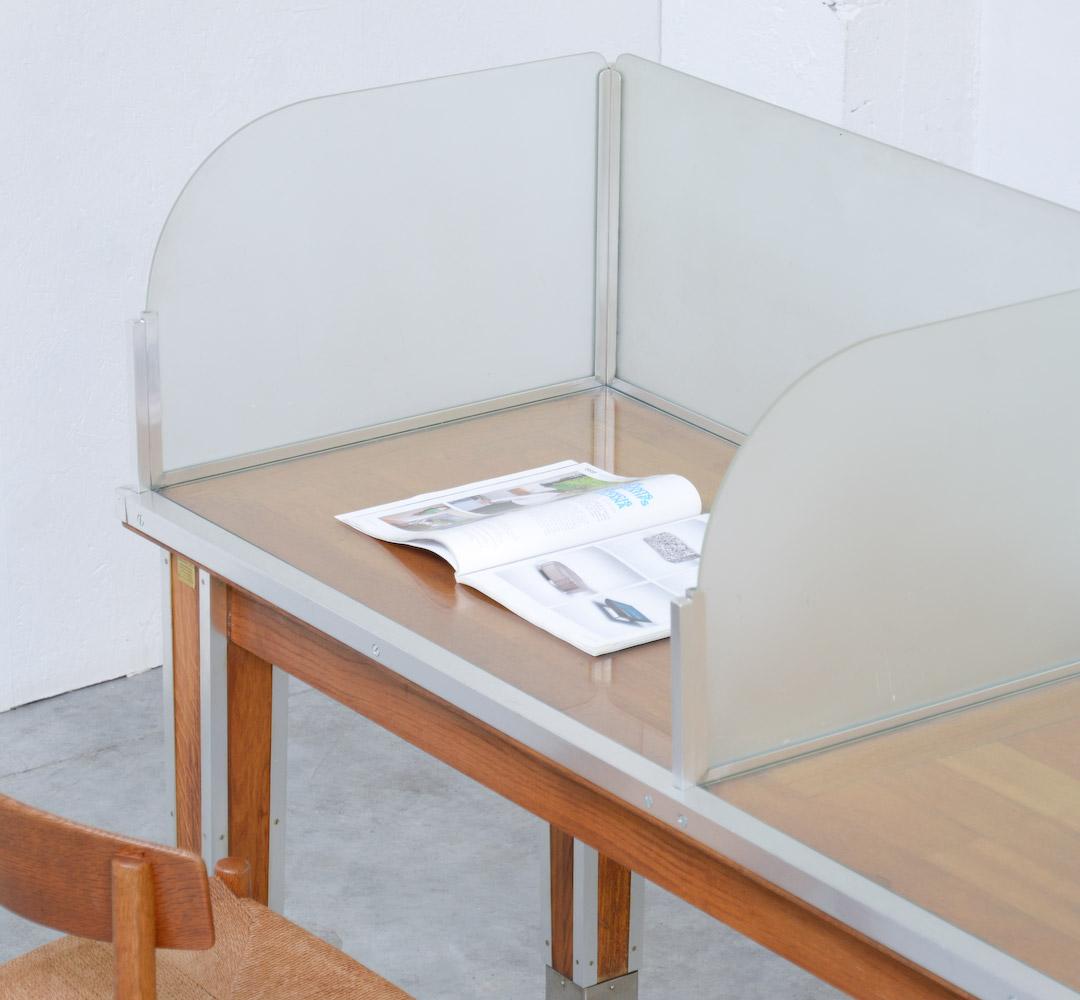 Special Double Desk Attributed to Gaston Eysselinck For Sale 1