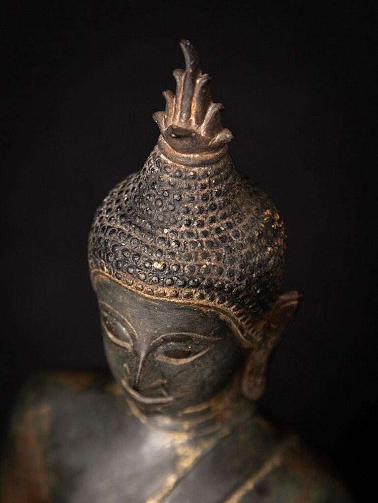 Special Early Bronze Thai Chiang Saen Buddha from Thailand For Sale 10