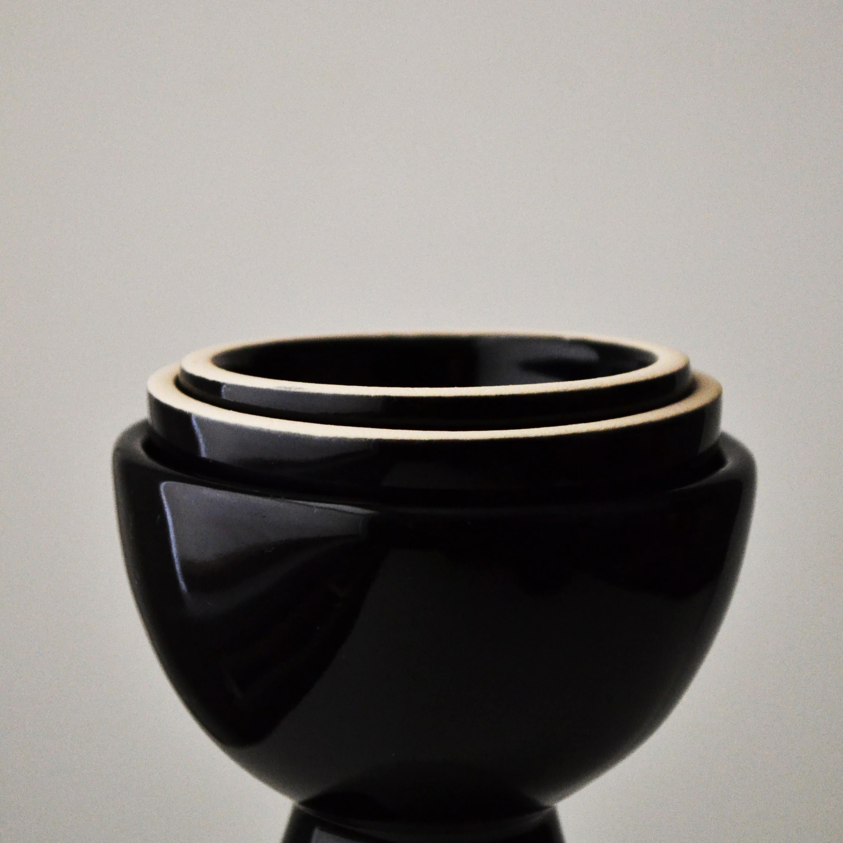 Céramique Edition spéciale Carafe et tasses en céramique Shine Black Bouteille de Mezcal Halfmoon en vente