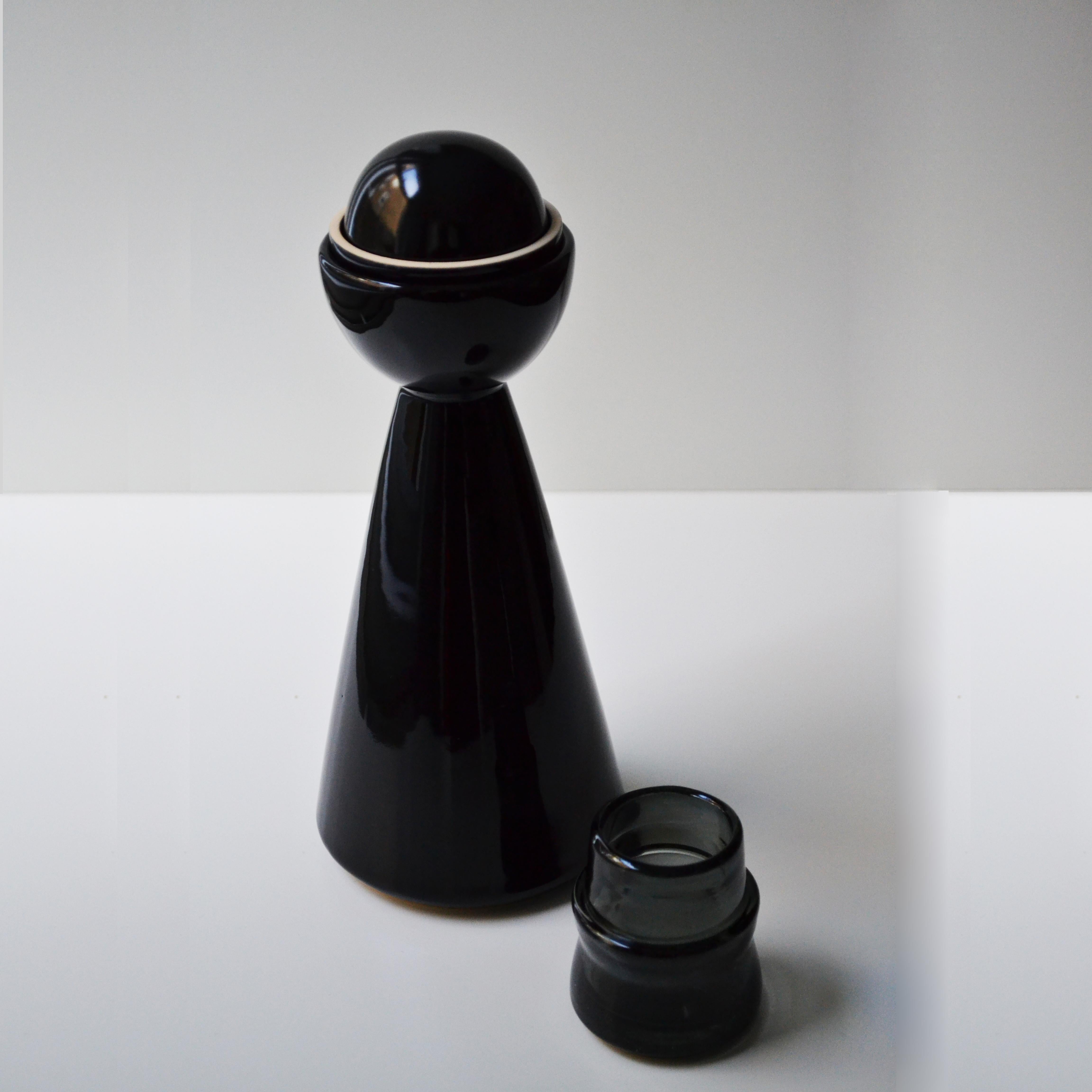 Special Edition Ceramic Carafe and Cups Shine Black Mezcal bottle Halfmoon For Sale 4