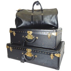 Sonderedition Louis Vuitton Epi Gepäck Set aus zwei Hartschalenkoffern und Duffel Bag
