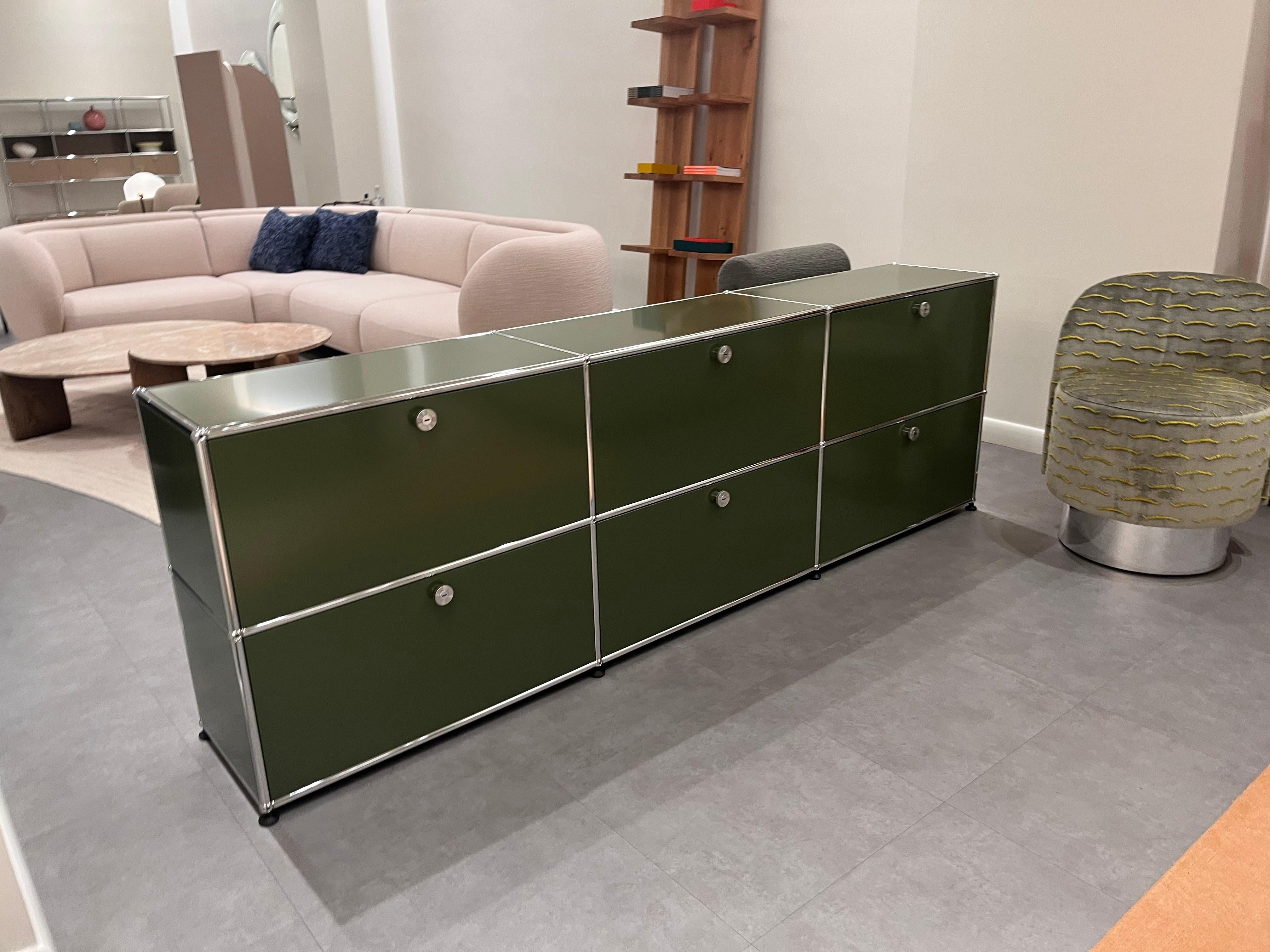 Contemporary Special Edition USM Haller Olive Green Unit in STOCK For Sale