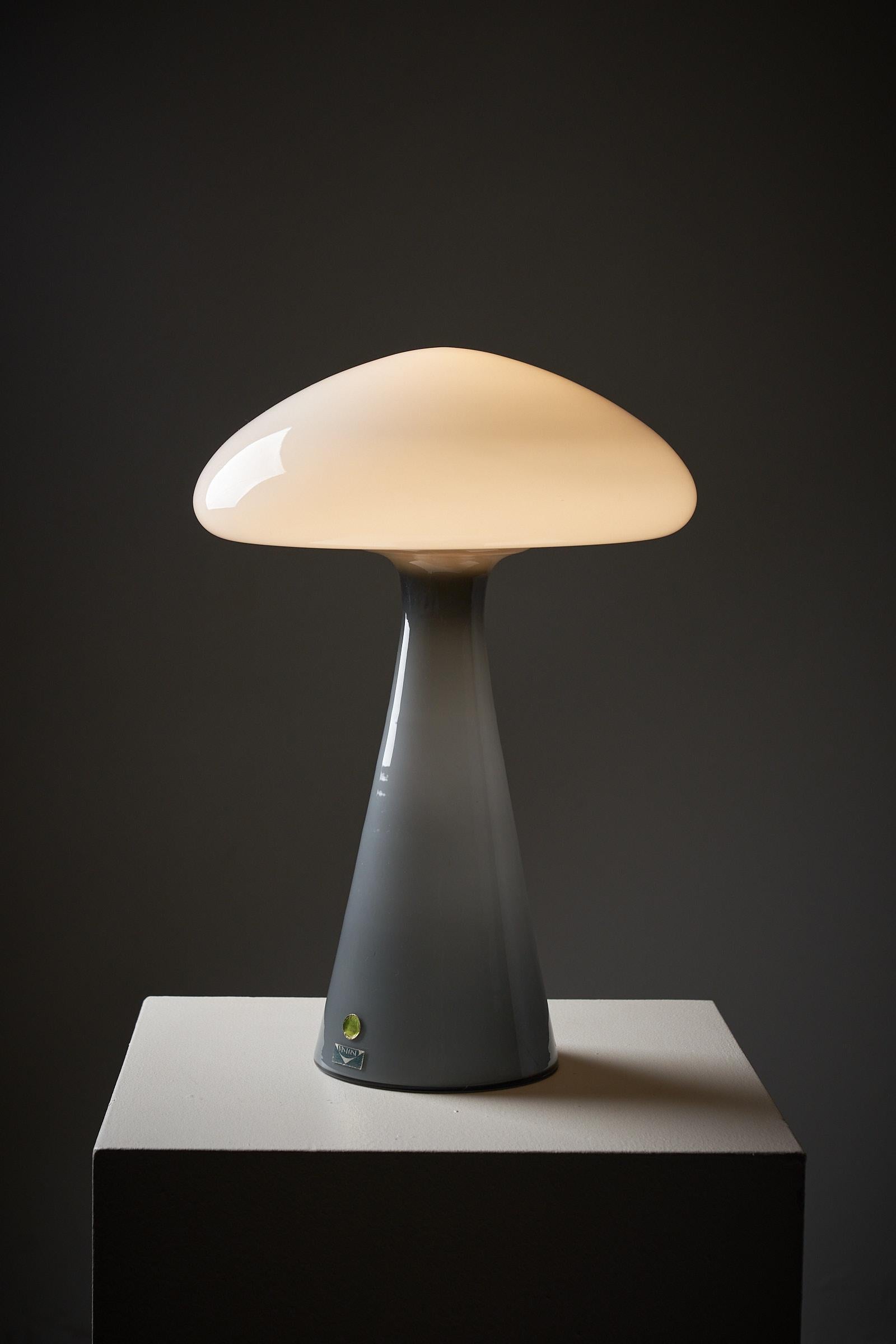 Special Glass Mushroom Table Lamp by Vistosi Italy  In Good Condition For Sale In Mortsel, BE
