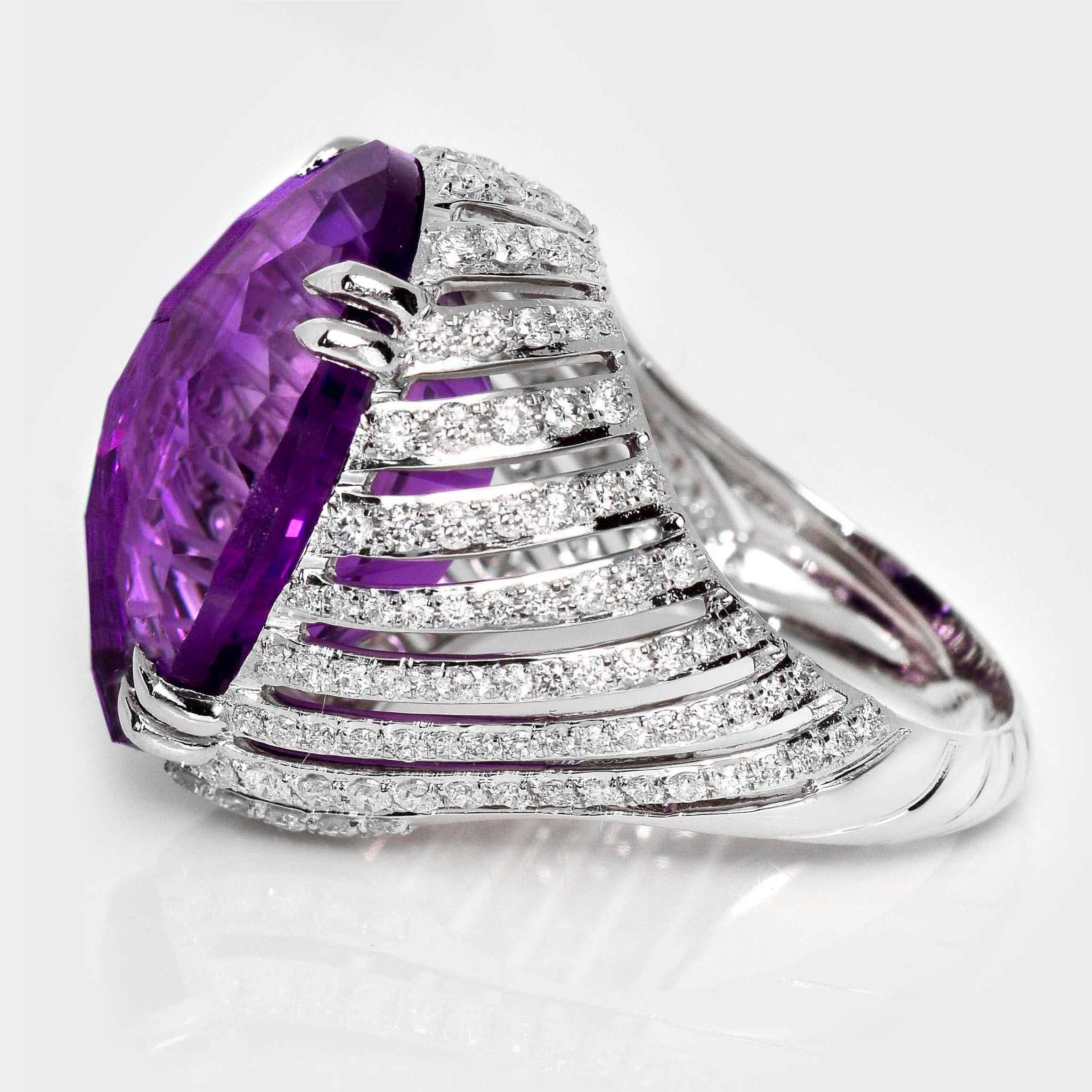 *Especial* IGI 14K 16,87 ct Vivid Amatista Diamantes Anillo de compromiso antiguo en venta 1