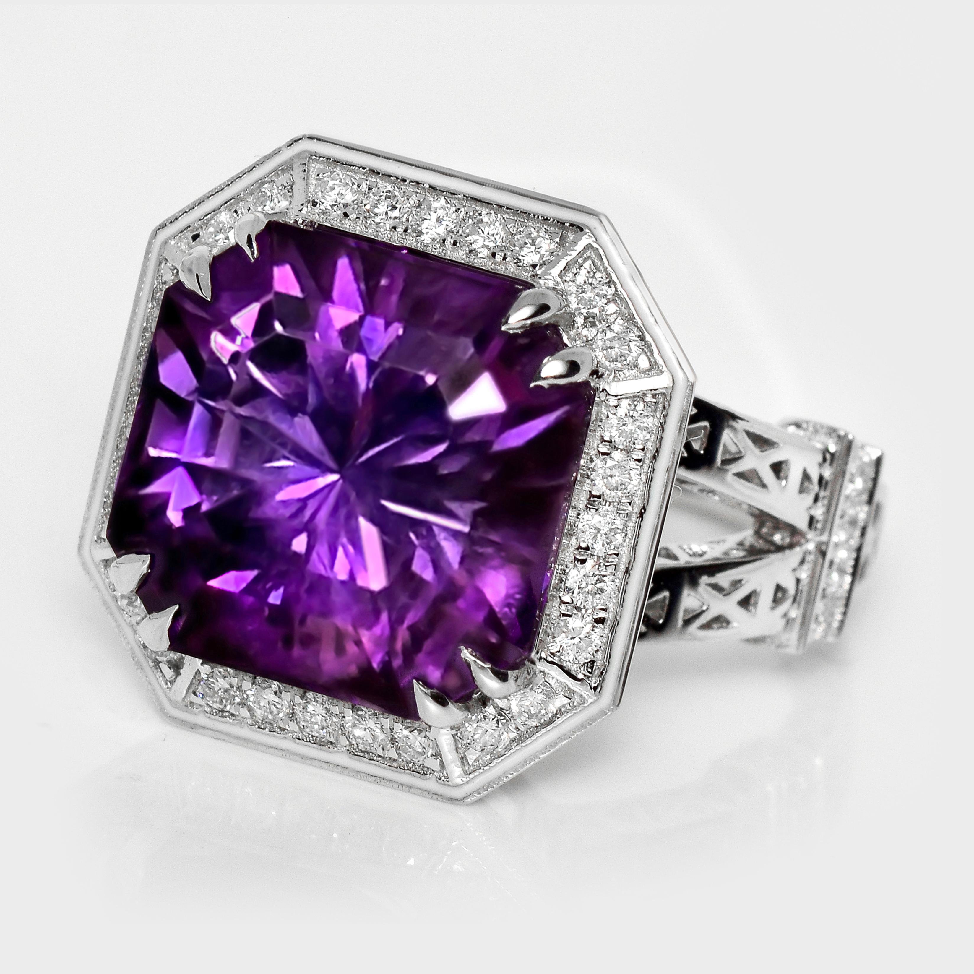 *Special* IGI 14K 9.17 ct Amethyst&0.96 Ct Diamonds Antique Engagement Ring In New Condition For Sale In Kaohsiung City, TW