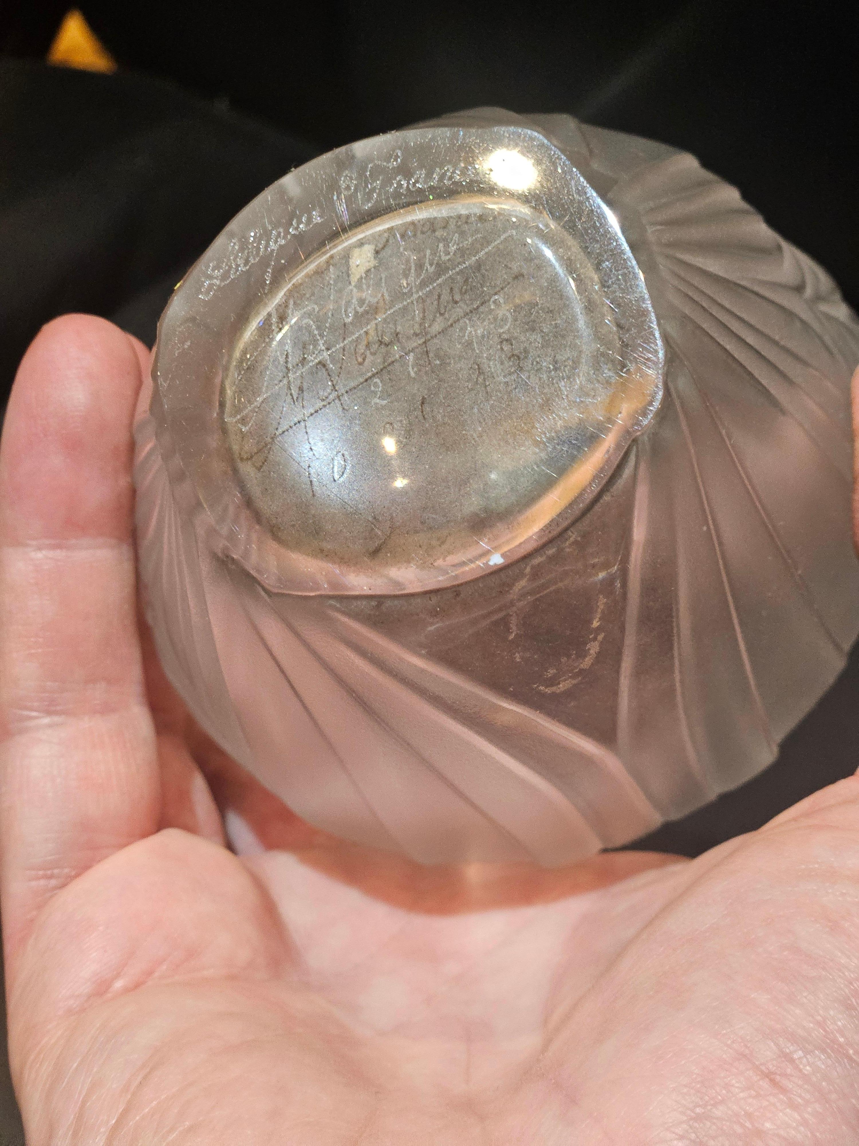 XX secolo Speciale! Impressionante vaso originale firmato e datato di Marc Lalique Estate