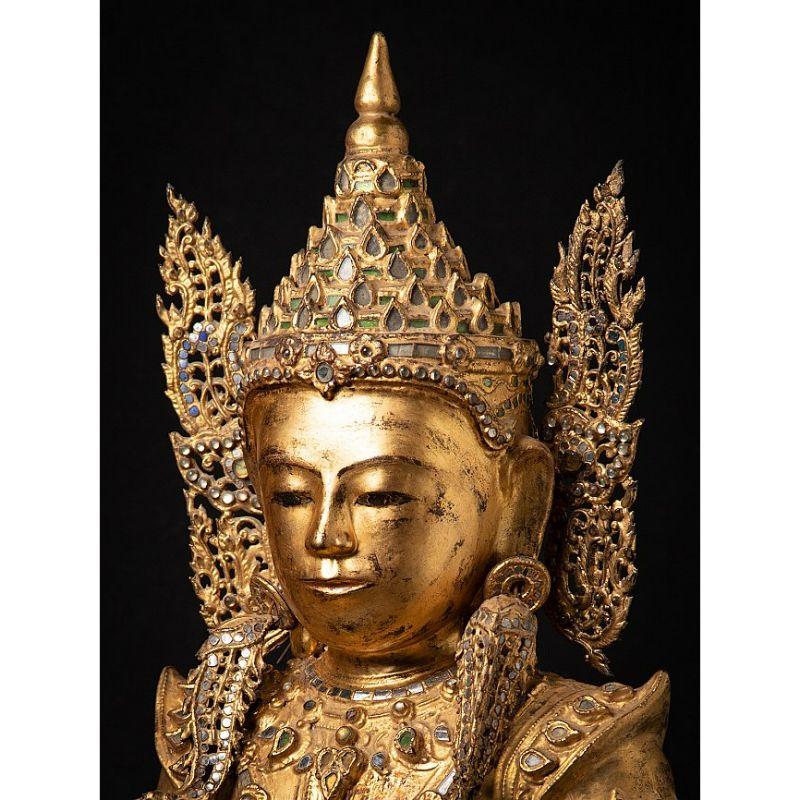 Grande statue de Bouddha couronnée spéciale et ancienne de Birmanie en vente 1