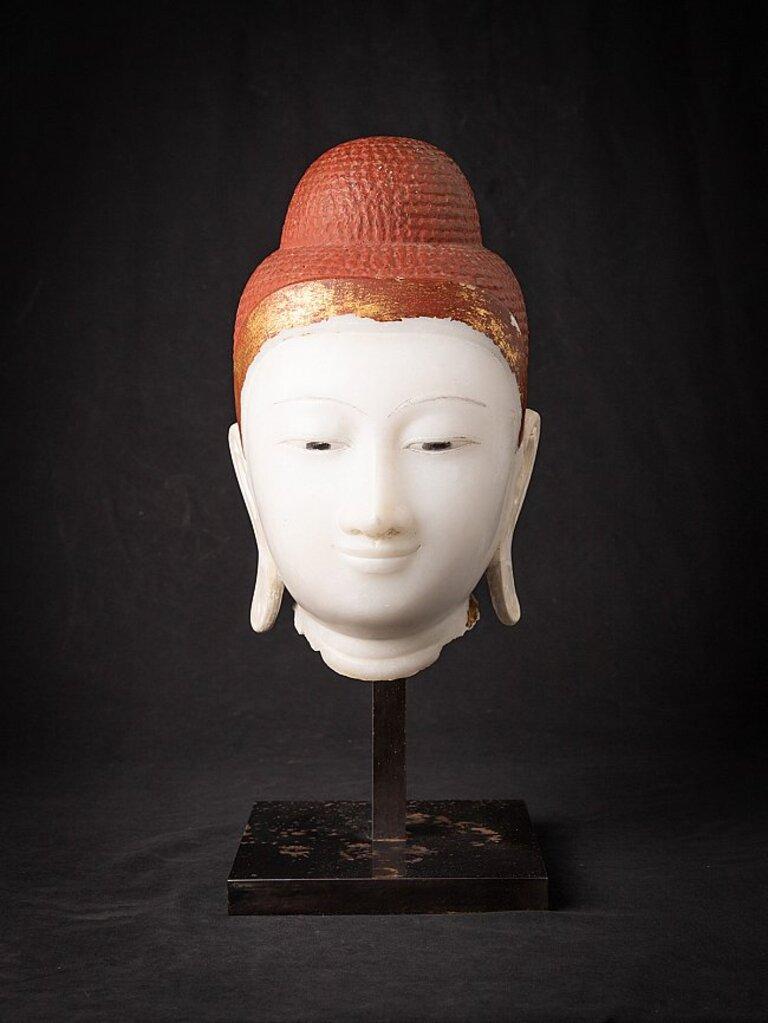 Special Large Antique Marble Buddha Head from Burma In Good Condition For Sale In DEVENTER, NL