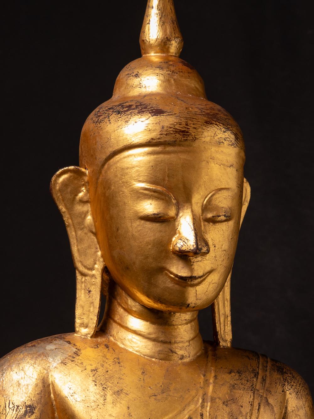 Special large Burmese Buddha statue from Burma in Bhumisparsha mudra For Sale 14