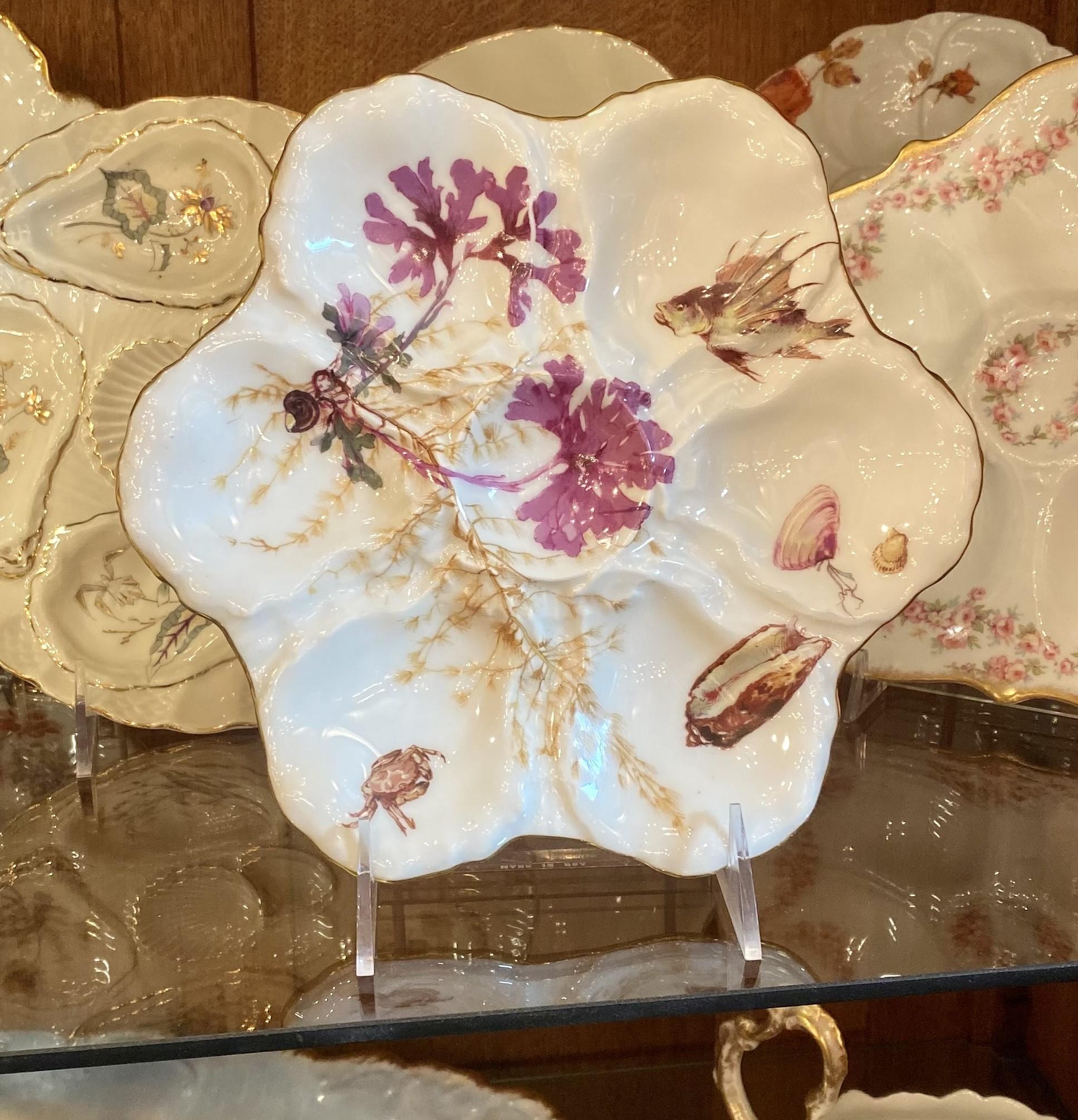 *Special Listing* Pair Antique Oyster Plates Sold Together for a Client. In Good Condition In New Orleans, LA