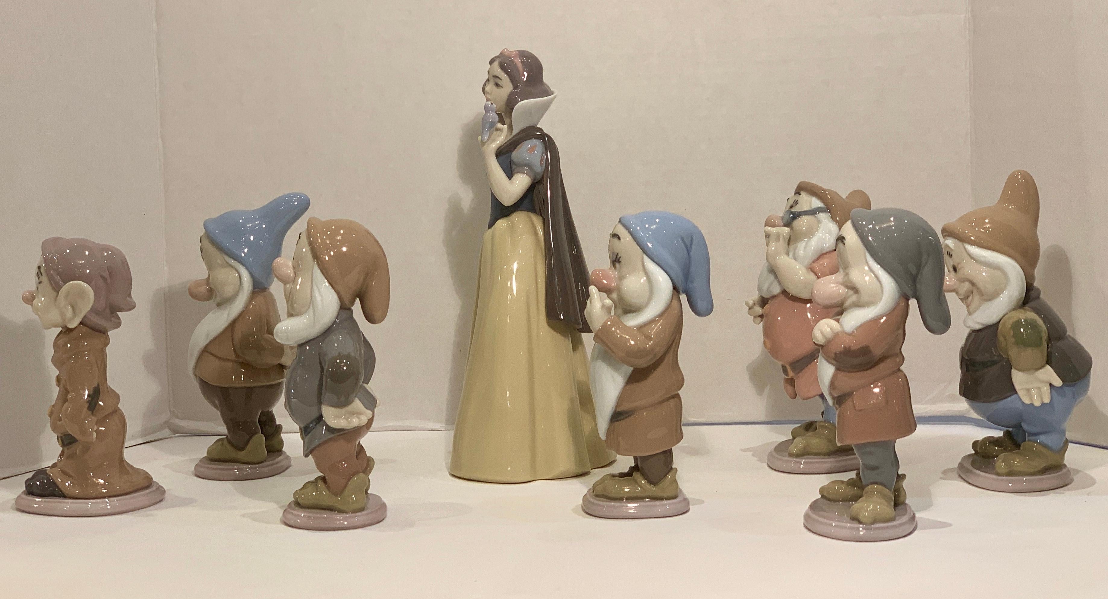 lladro snow white and seven dwarfs