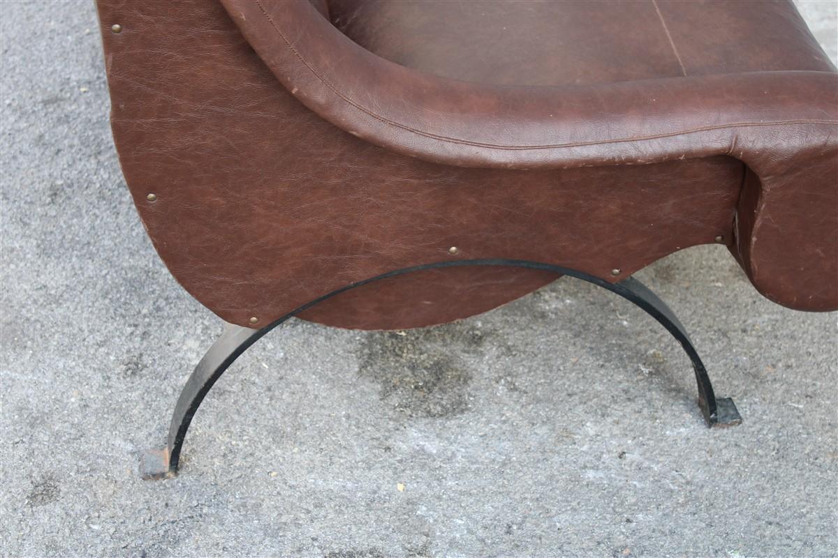 Special Midcentury Italian Design Armchair Faux Leather 1950s Metal Foot For Sale 6