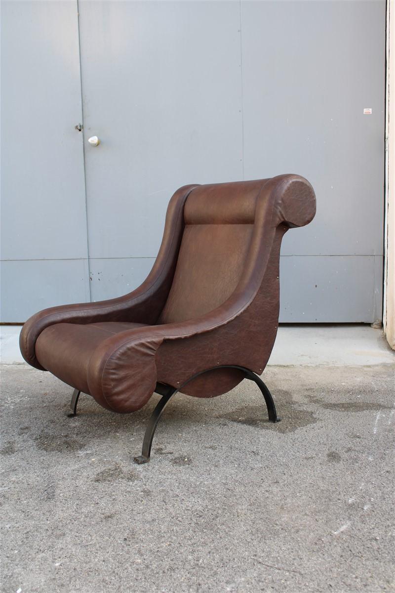 Special Midcentury Italian Design Armchair Faux Leather 1950s Metal Foot For Sale 2