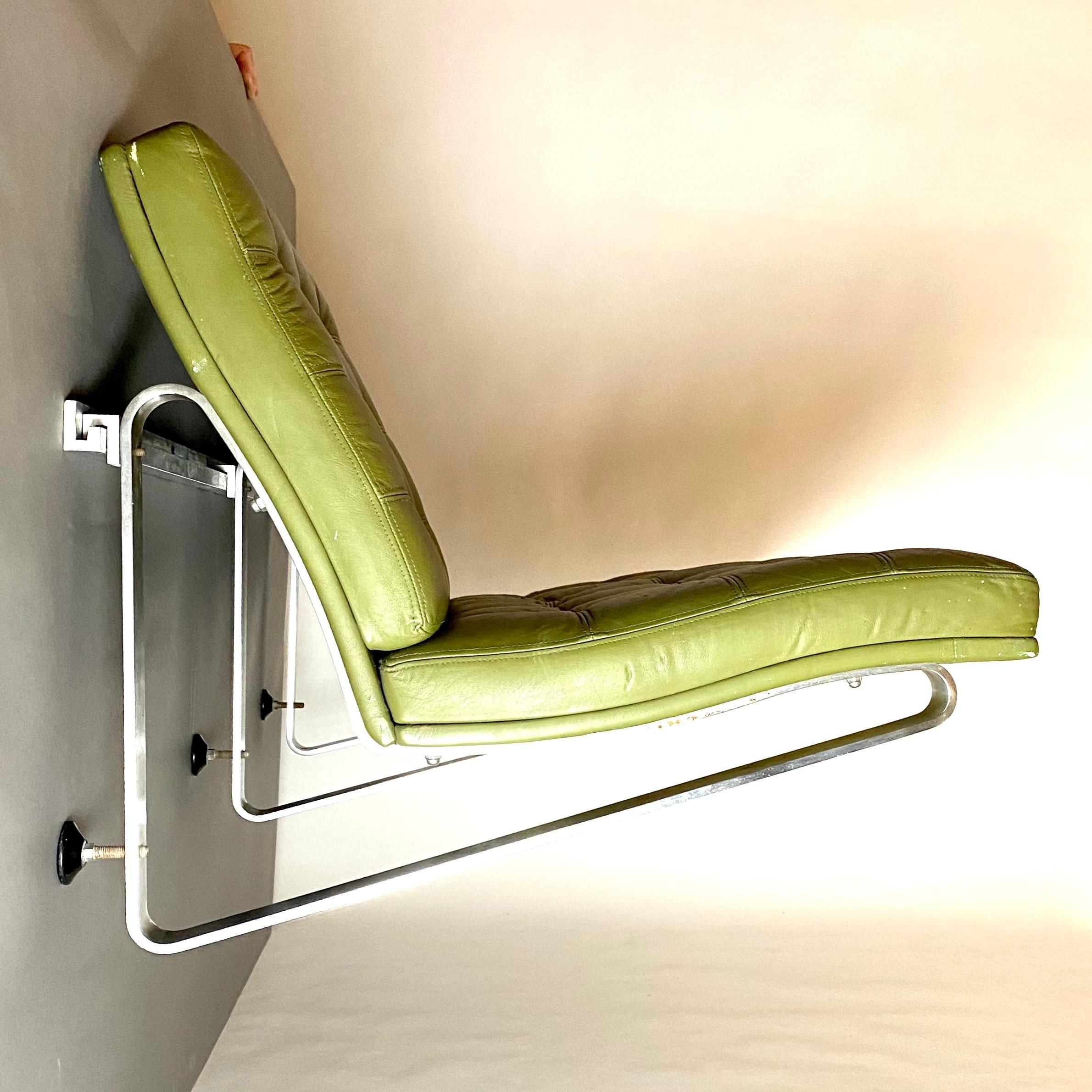 Moduline two seater designed by Ole Gjerløv Knudsen and Torben Lind for Cado (Poul Cadovius) 1968. 

This rare wall mounted two seater is green colored pleather and in good condtion and not fatted at all. few signs to pleather. all the buttons are