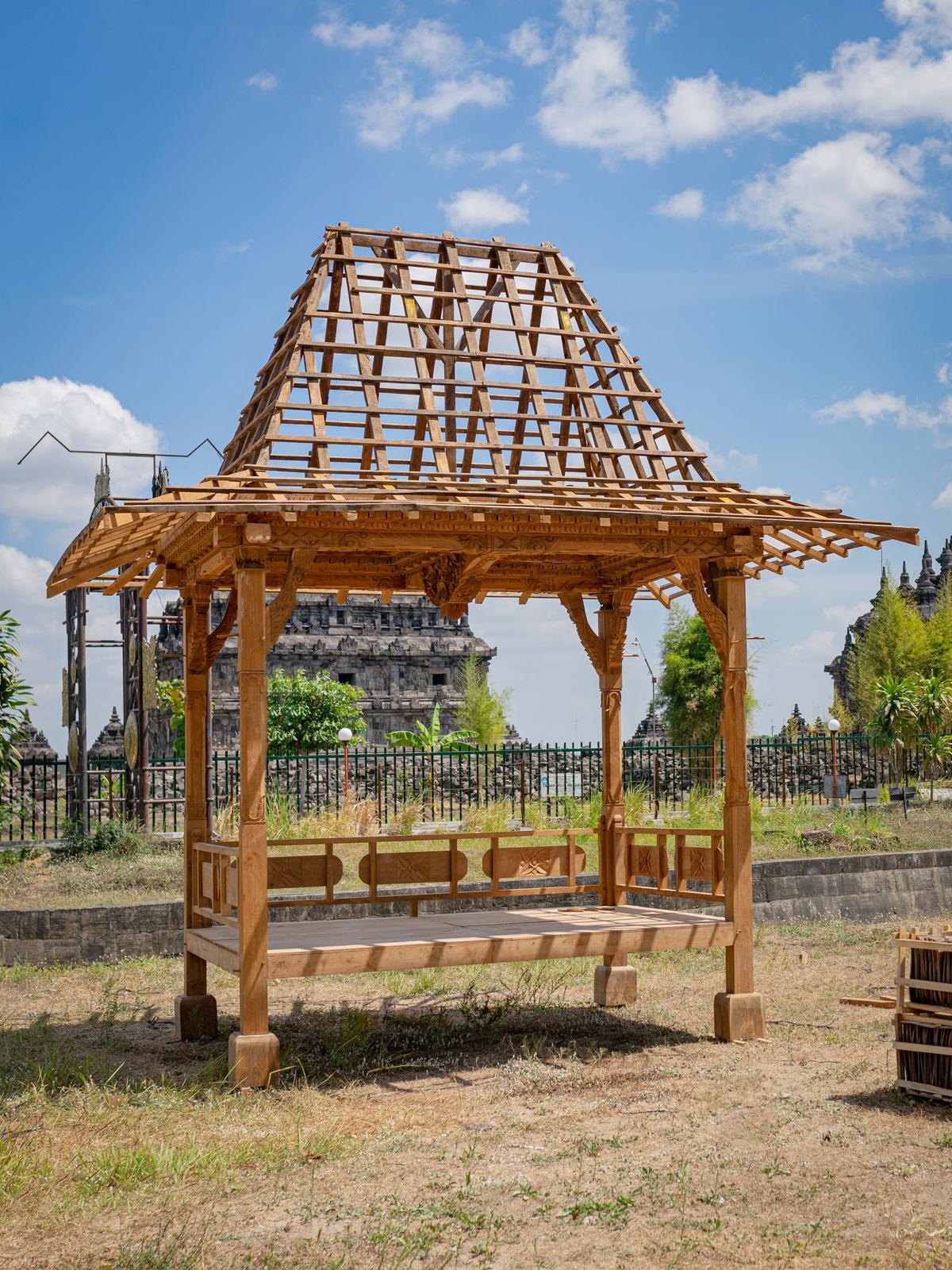 Contemporary Special original teak wooden temple house - Gazebo For Sale