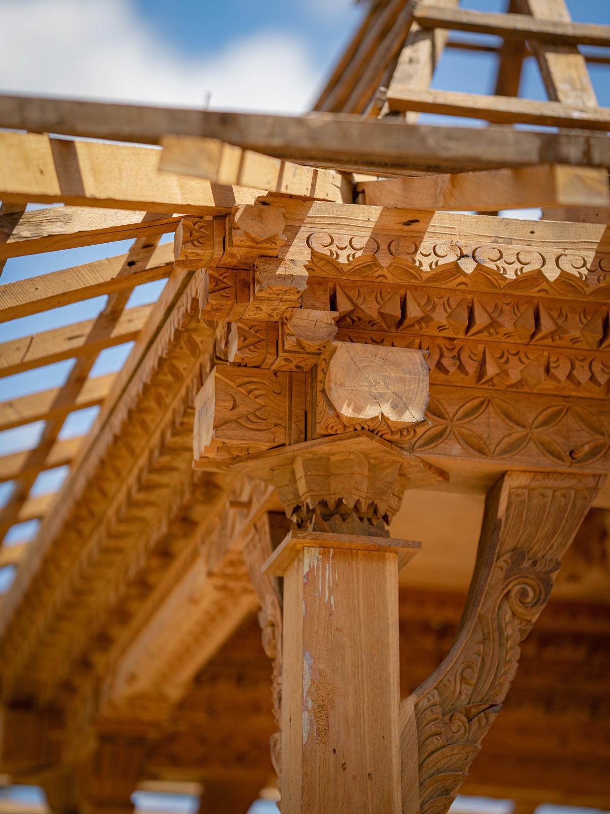 Special original teak wooden temple house - Gazebo For Sale 2