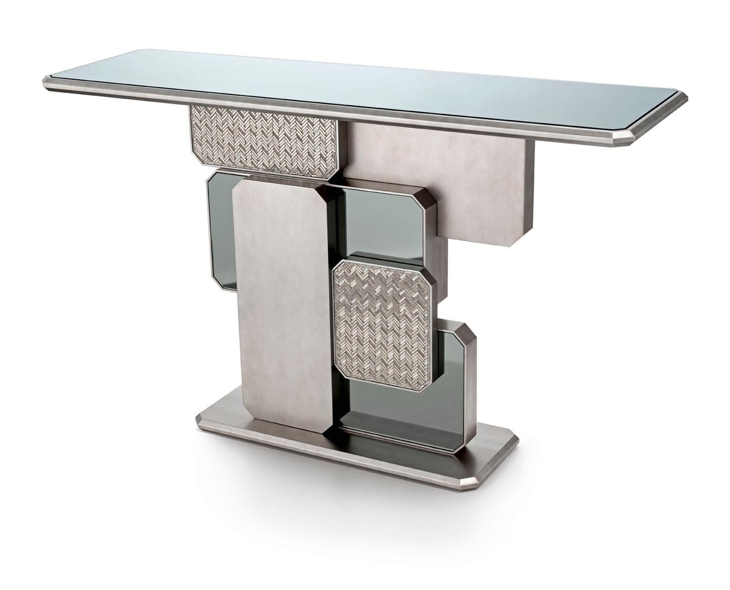 Special Price Luxury Console Table at Stock for Sale In Excellent Condition For Sale In London, GB
