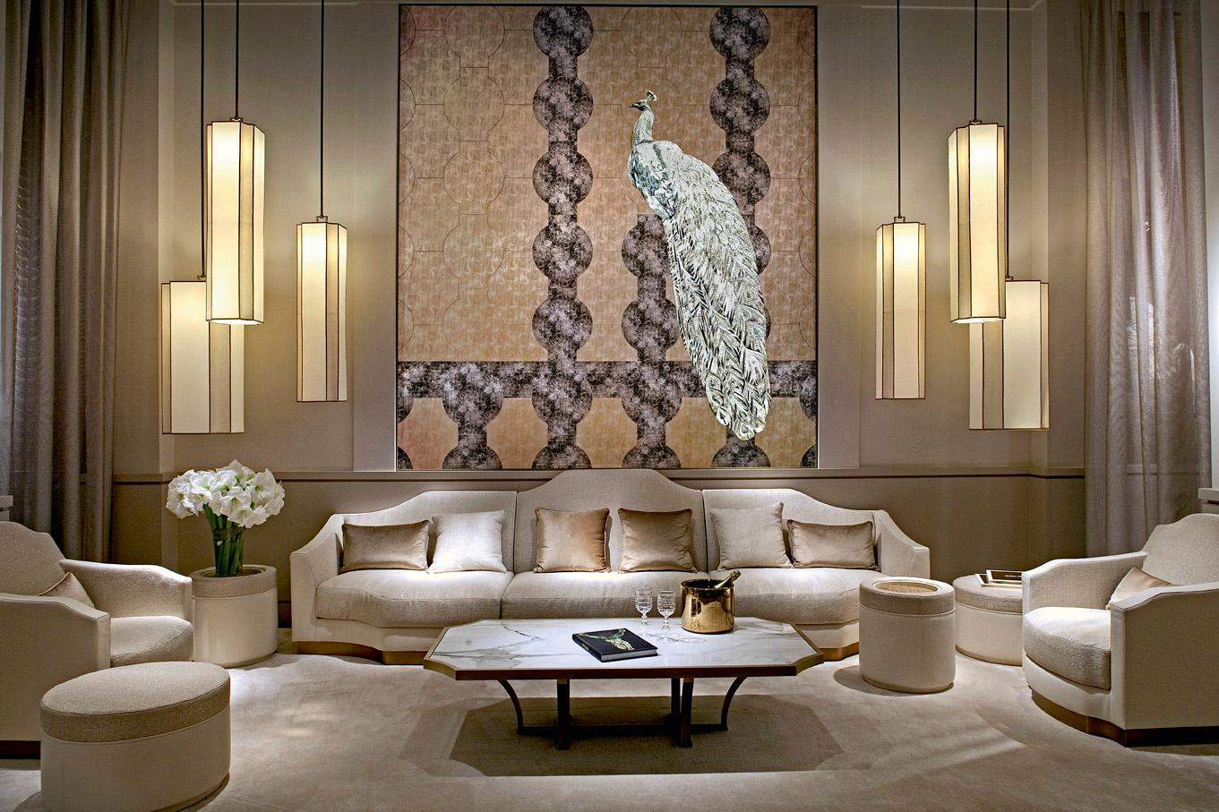 Table basse en bronze ou argent, plateau en miroir avec mosaïque décorative

Sicis a le plaisir de vous accueillir à 