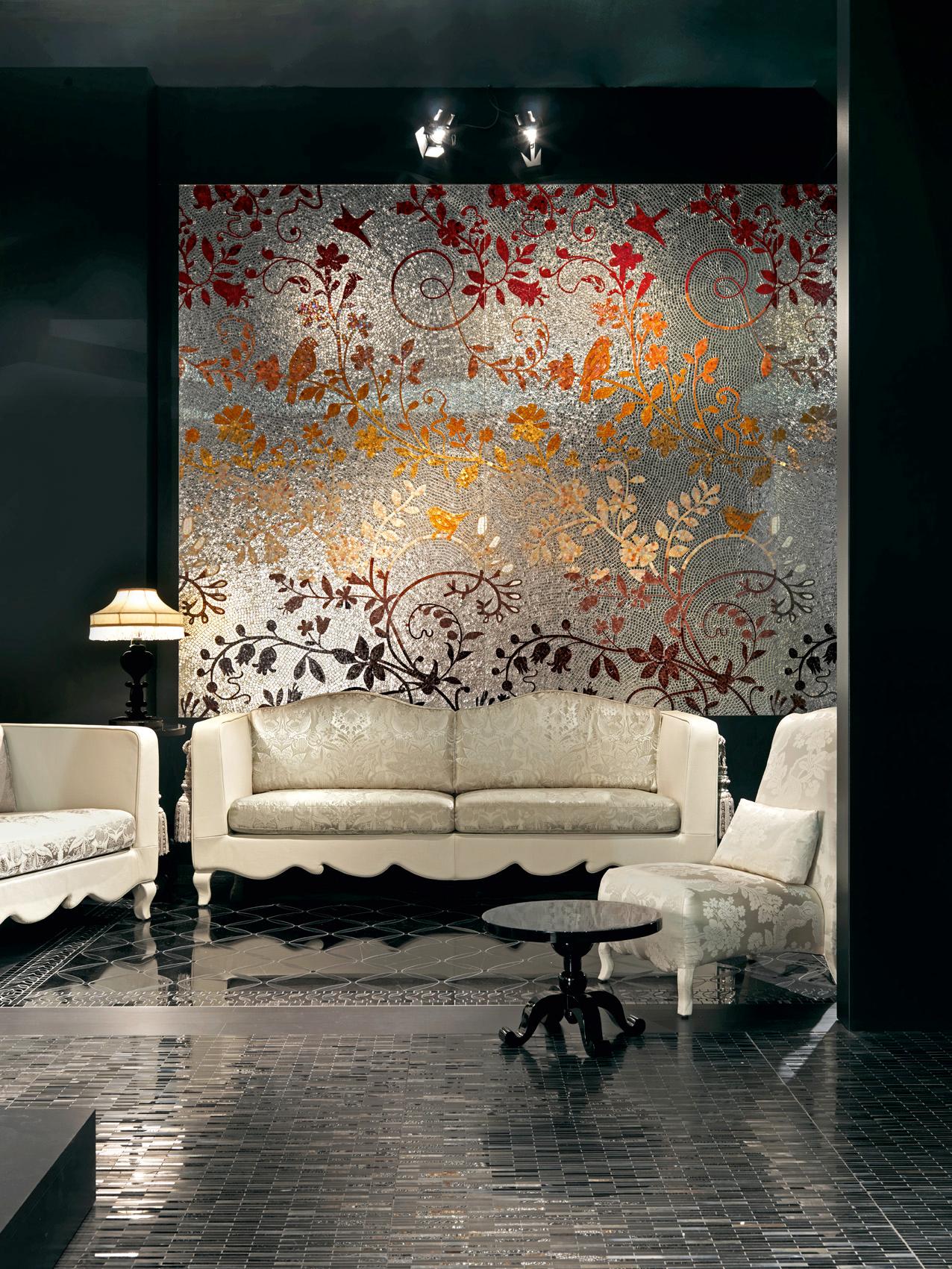 Couchtisch in Bronze- oder Silberausführung, Platte mit Spiegeleinsatz und dekorativem Mosaik

Sicis freut sich, Sie bei 