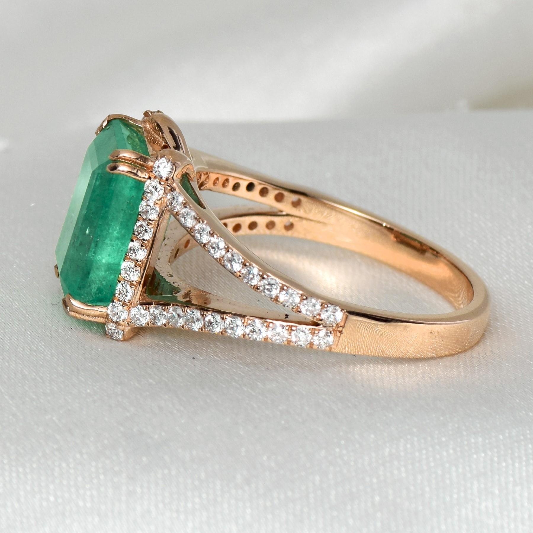 Taille émeraude *Special Sale* IGI 14K 3.50 Ct Natural Emerald&Diamonds Antique Engagement Ring en vente