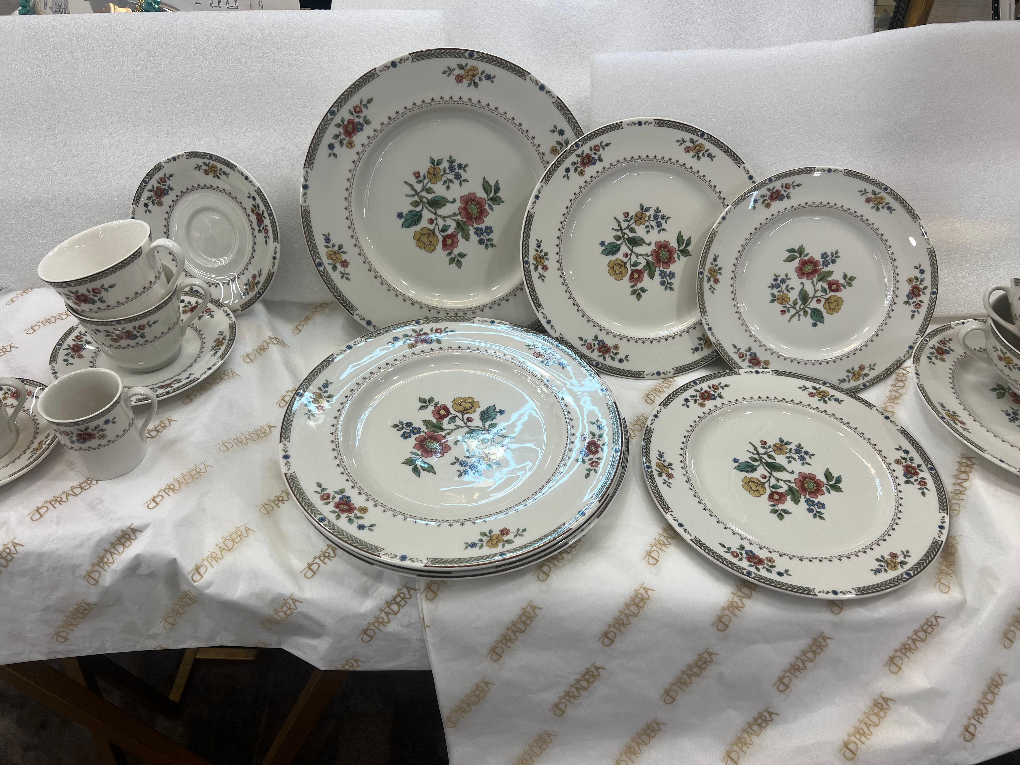 2x tazza da tè e 2 piattini (6