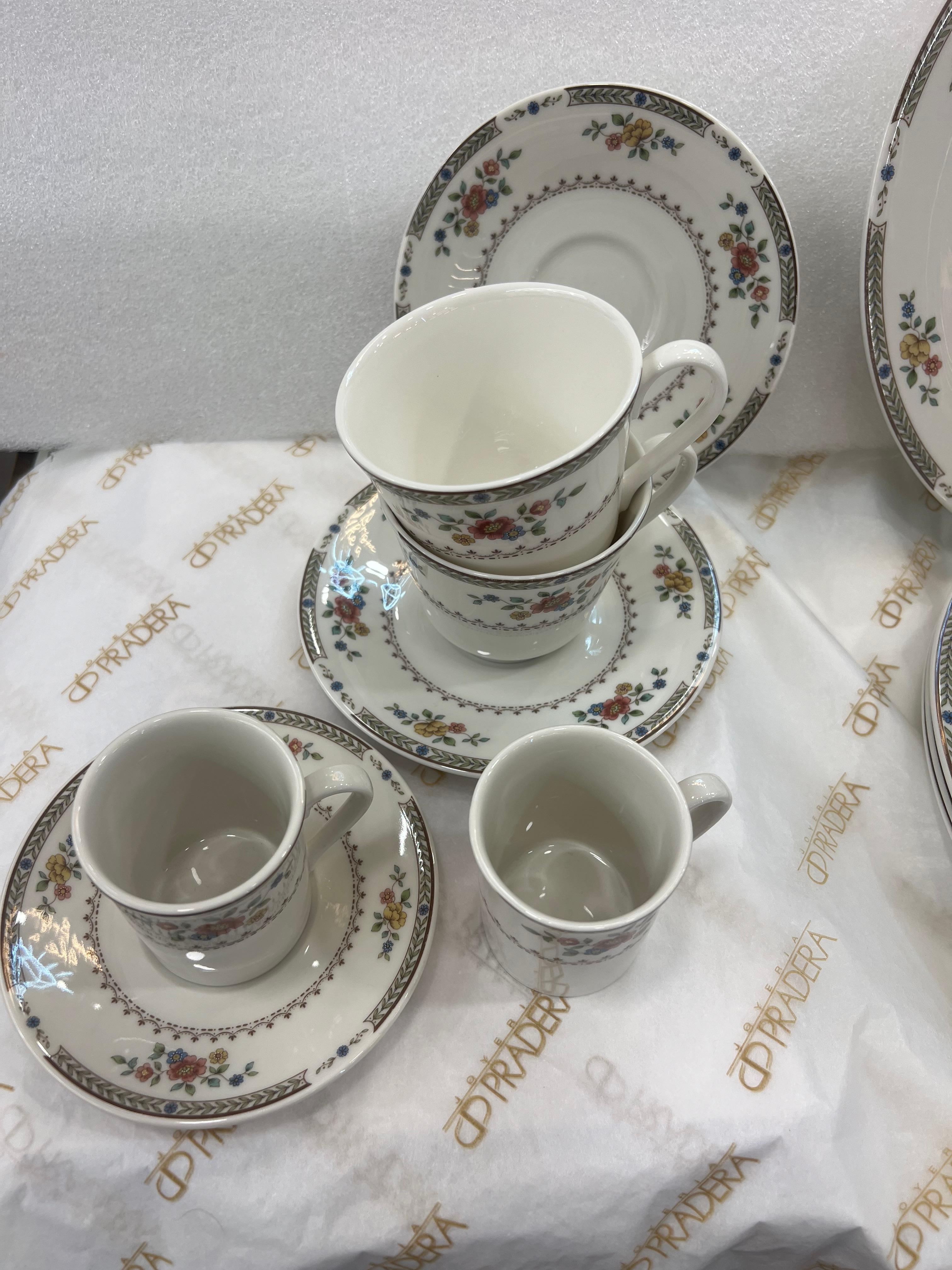 Piezas de selección especiales para  Recambio Kingswood de Royal Doulton Pintado a mano en venta