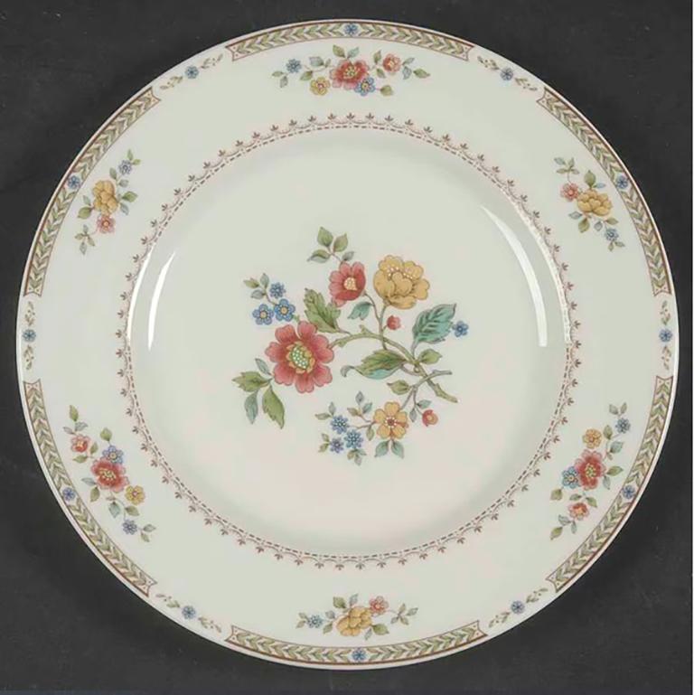 Pezzi speciali di selezione per  Ricambio Kingswood di Royal Doulton In condizioni ottime in vendita a BILBAO, ES