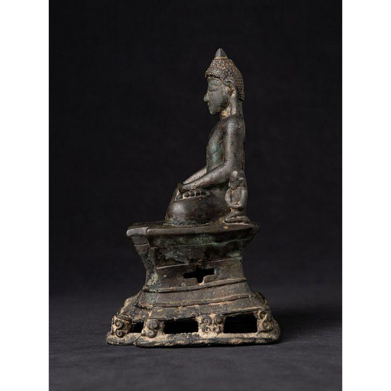 Spécial - très ancienne statue de Bouddha Arakan en bronze de Birmanie Bon état - En vente à DEVENTER, NL