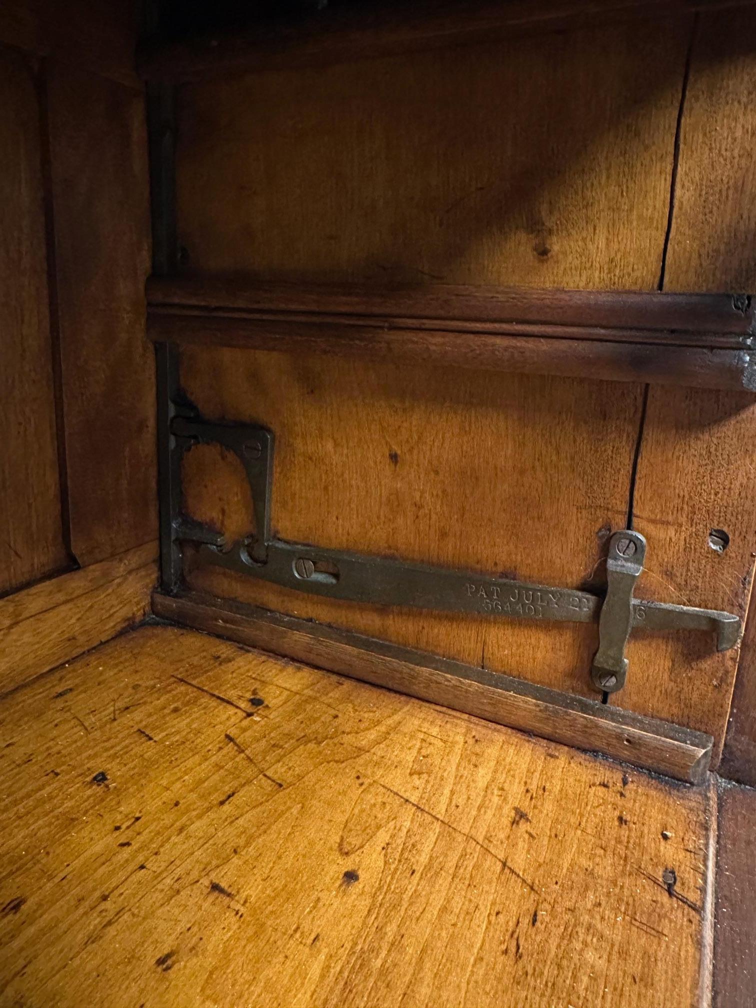 Libreria speciale Globe Wernicke in noce 4