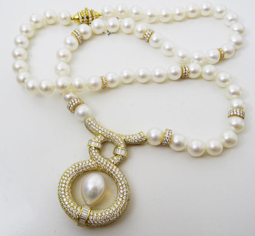 Modernist Specially designed Akoya Pearl . 18 karat Gold and Diamond Necklace by Yvel For Sale
