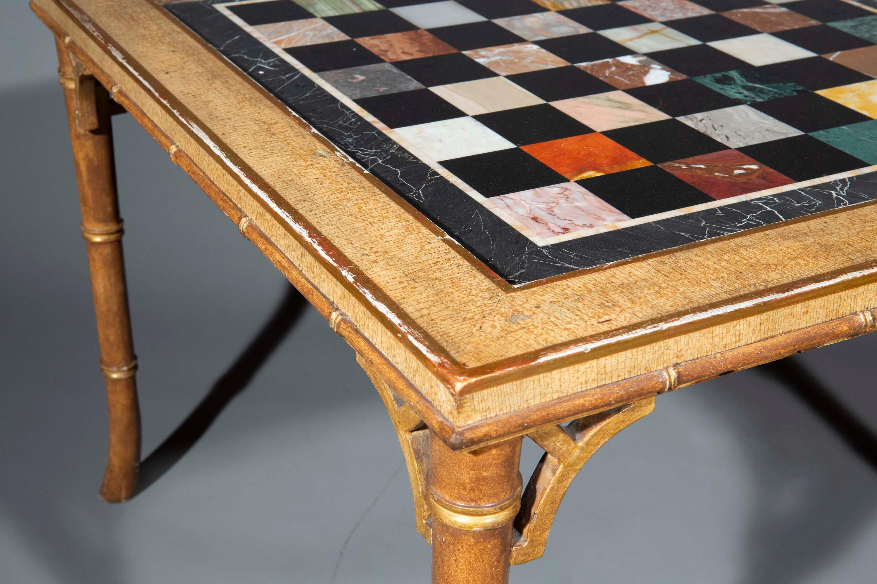 Table basse chinoise en marbre, spécimen du milieu du siècle en vente 2