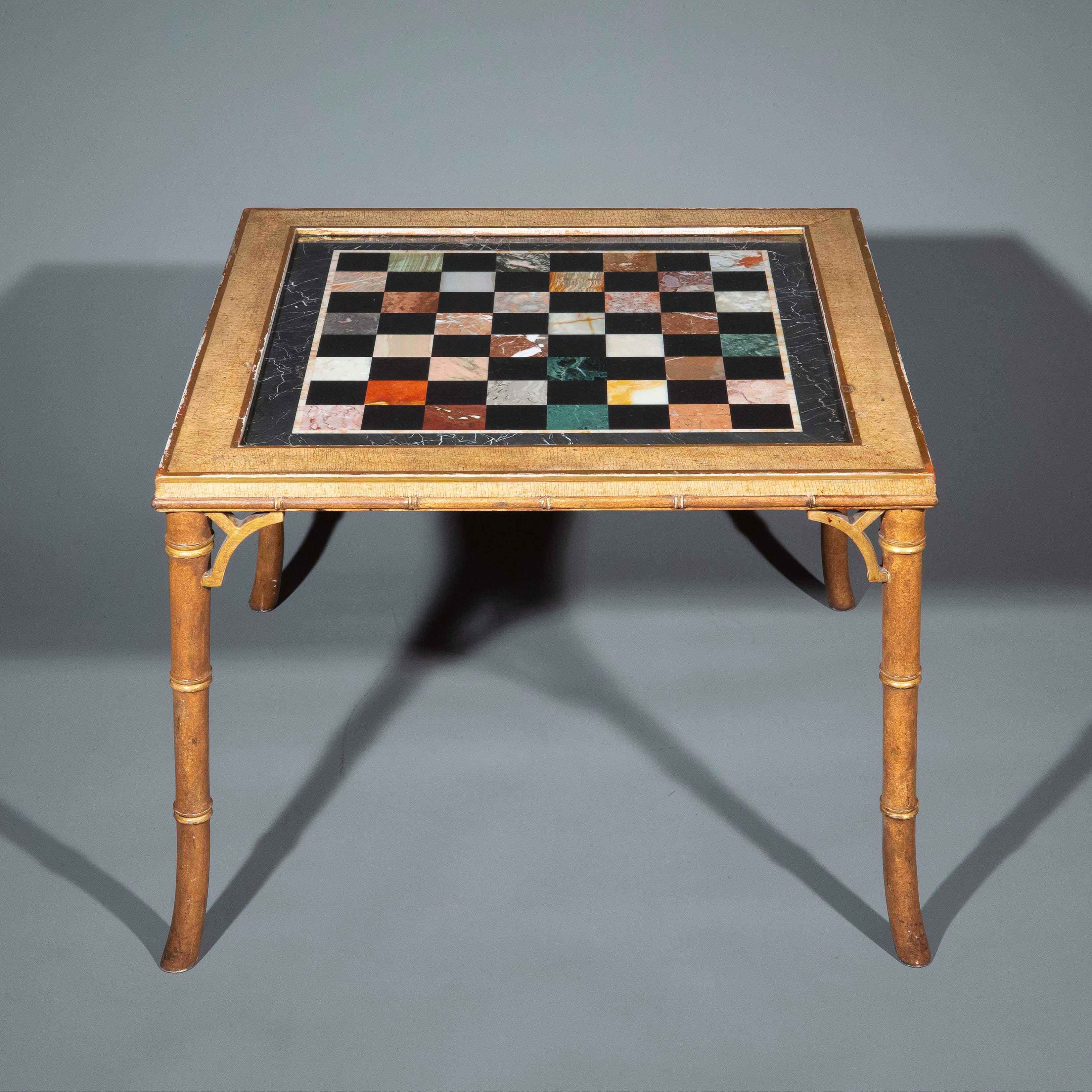 Chinoiseries Table basse chinoise en marbre, spécimen du milieu du siècle en vente