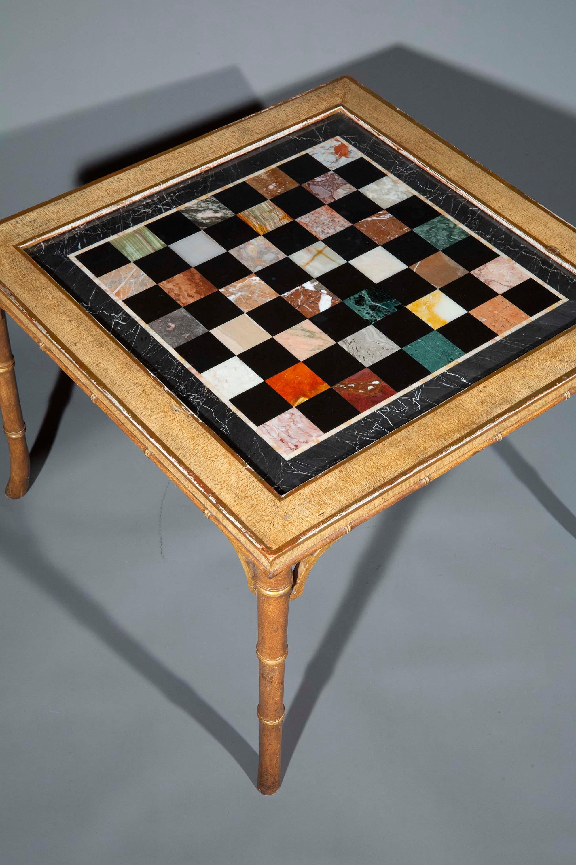 Gesso Table basse chinoise en marbre, spécimen du milieu du siècle en vente