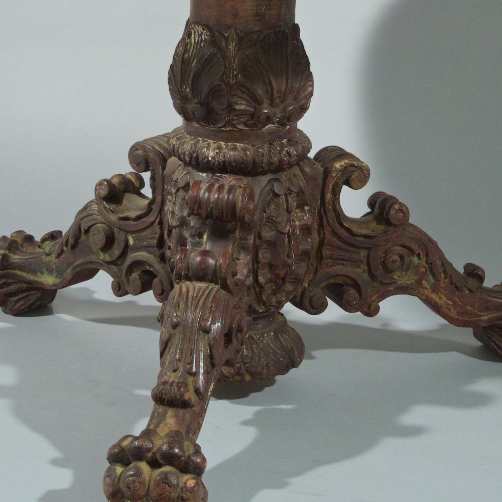 Pietra Dura-Marmor-Mitteltisch mit Intarsien (Geschnitzt) im Angebot