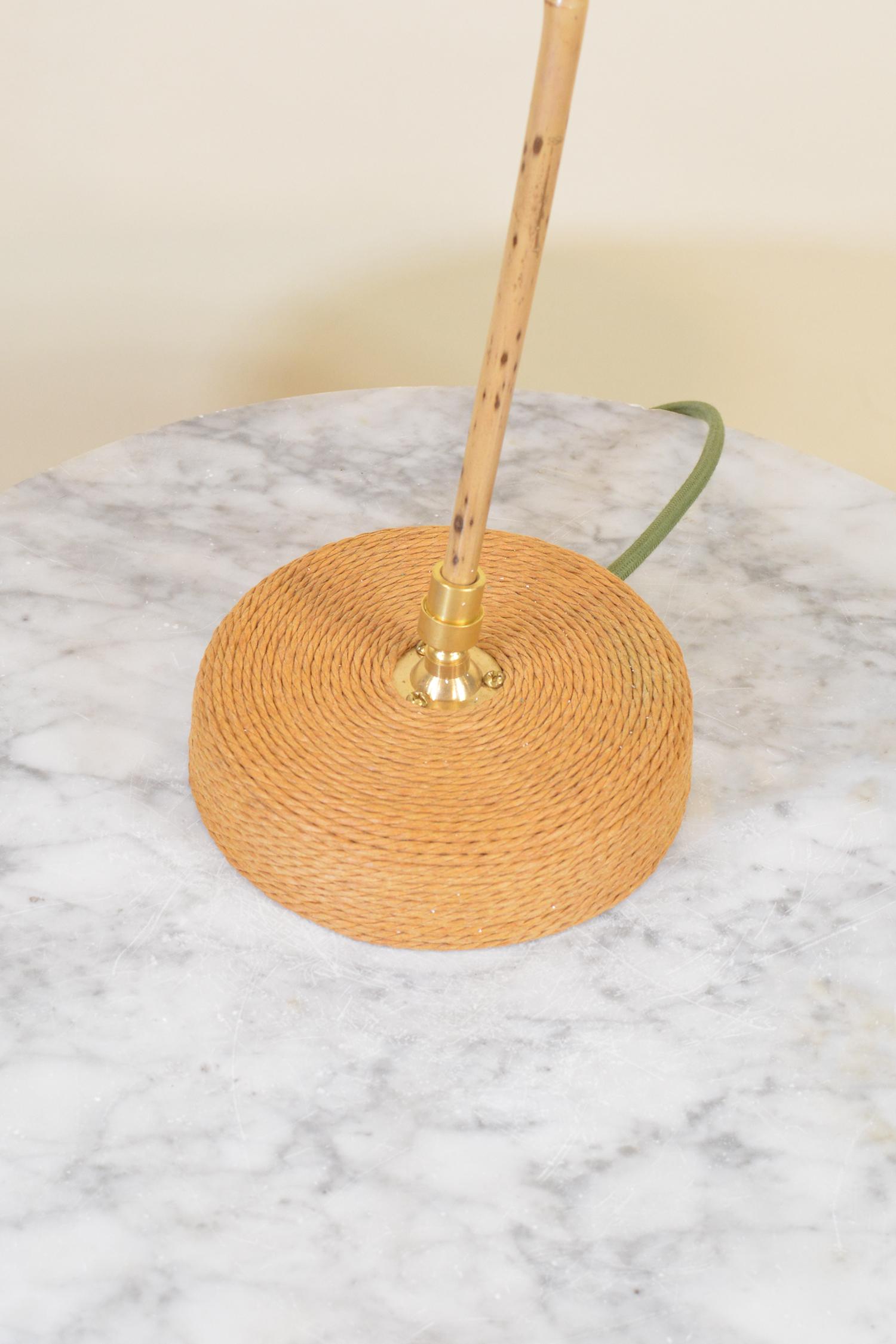 Speckled Bamboo Task Lamp with Scallop Shell Shade and Coiled Seagrass Base For Sale 2