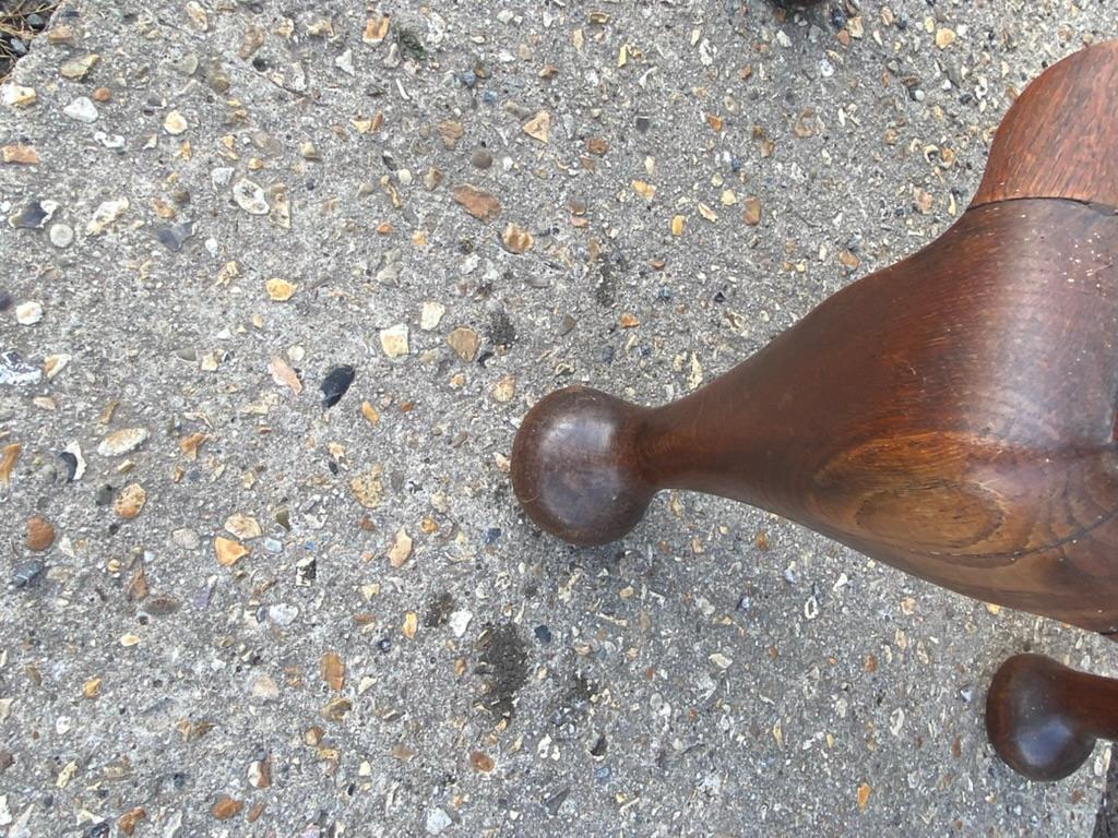 Massiver Pflanzkübel/Weinkühler aus Messing (Gehämmert) im Angebot